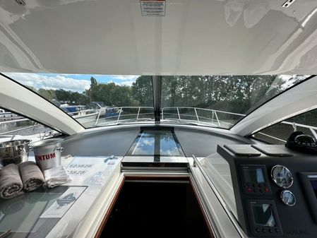 Sealine SC35 image