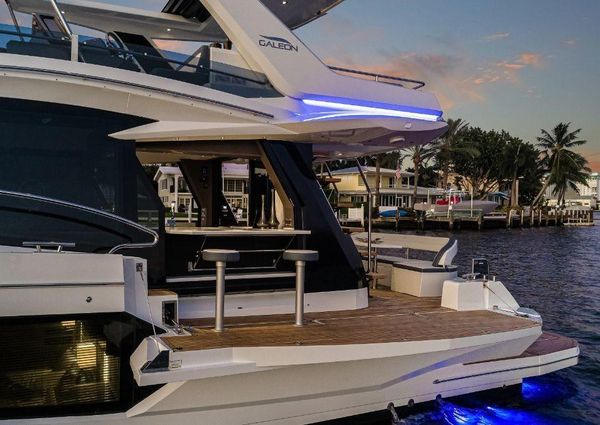 Galeon 500 Fly image