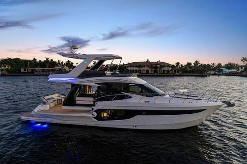 Galeon 500 Fly image