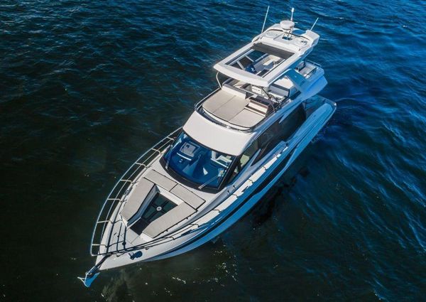 Galeon 500 Fly image