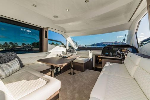 Galeon 500 Fly image