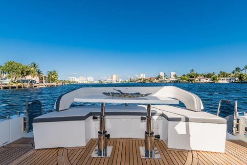 Galeon 500 Fly image