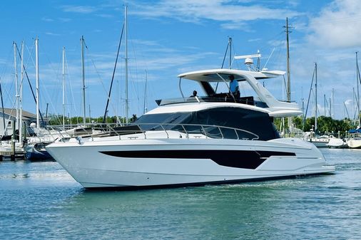 Galeon 500 Fly image