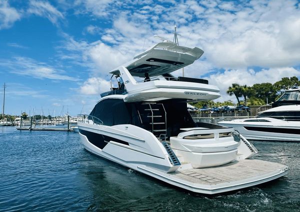 Galeon 500 Fly image