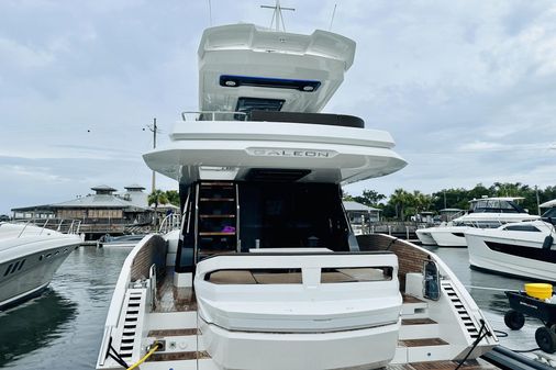 Galeon 500 Fly image