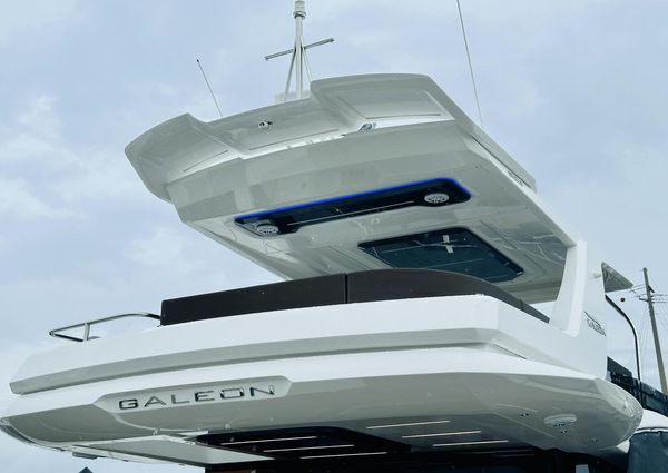 Galeon 500 Fly image