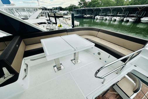 Galeon 500 Fly image