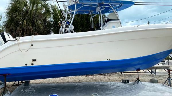 Century 3200 Center Console