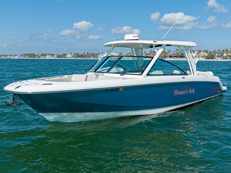 Boston Whaler 320 Vantage image