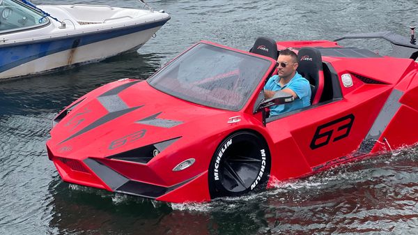 Watersports Car 1900 LHO 