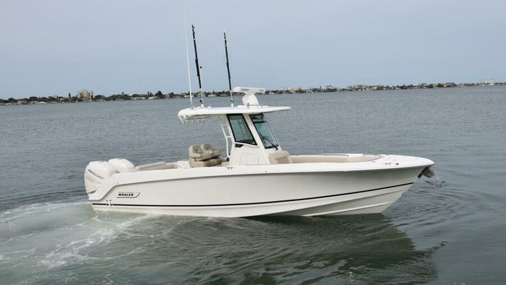 Boston Whaler 280 Outrage - main image