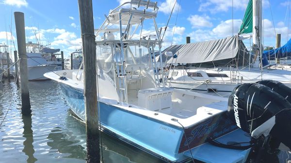 Jarrett Bay 32 CUSTOM CAROLINA WALK-AROUND