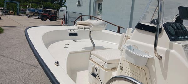 Boston-whaler 170-MONTAUK image