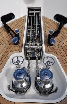 Sunseeker 28 Metre Yacht image