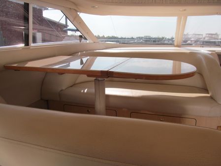 Sea Ray 400 Sedan Bridge image