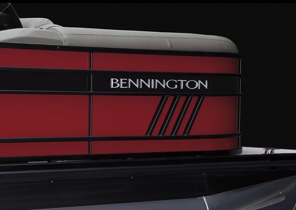 Bennington L-LINE image