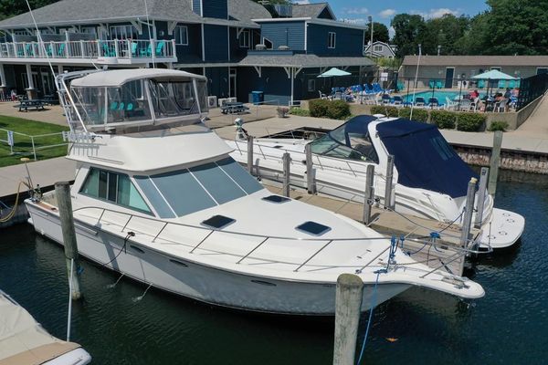 Tiara-yachts 3600-CONVERTIBLE - main image