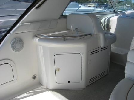 Sea Ray 330 Express Cruiser image