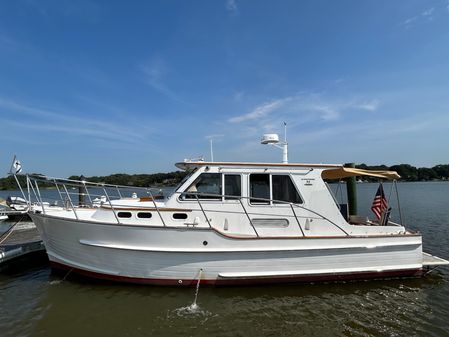 Halvorsen 32 Gourmet Cruiser image