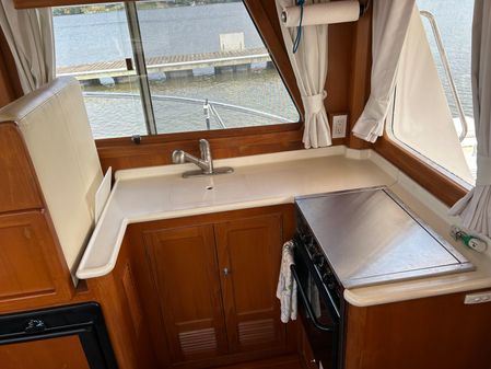 Halvorsen 32 Gourmet Cruiser image