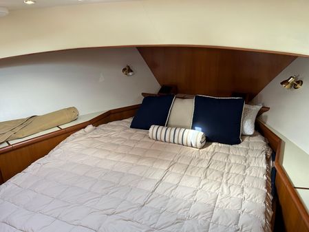 Halvorsen 32 Gourmet Cruiser image