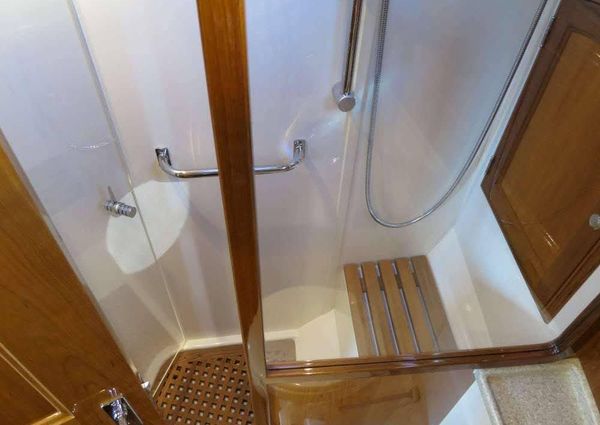 Hinckley Talaria 48 Flybridge image