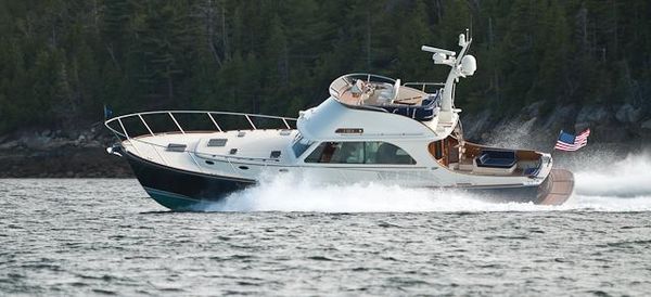 Hinckley Talaria 48 Flybridge image