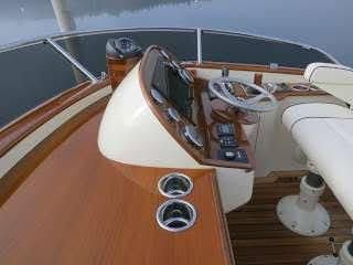 Hinckley Talaria 48 Flybridge image