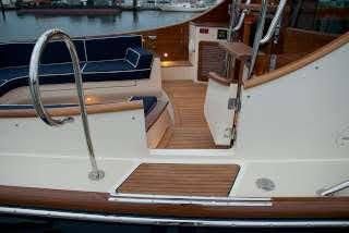 Hinckley Talaria 48 Flybridge image