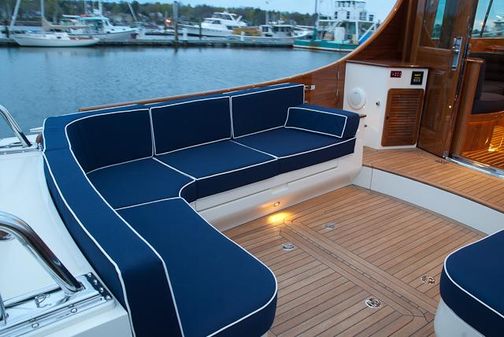 Hinckley Talaria 48 Flybridge image