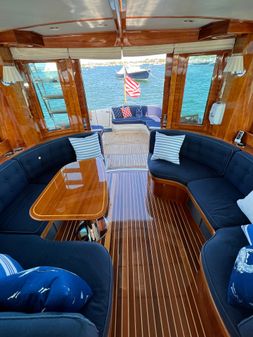 Hinckley Talaria 48 Flybridge image