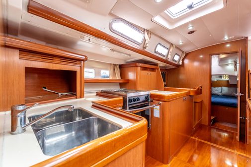 Beneteau 523 image