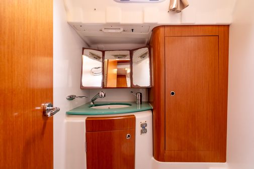 Beneteau 523 image