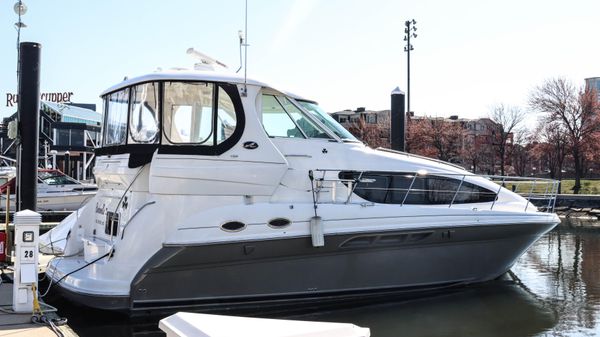 Sea Ray 40 Motor Yacht