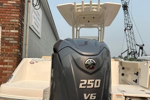 Robalo R222-EXPLORER image