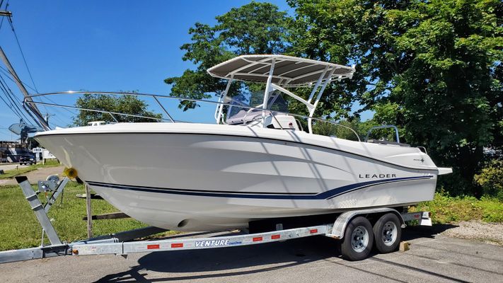 Jeanneau Leader 7.5 CC - main image