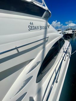 Sea Ray 44 Sedan Bridge image