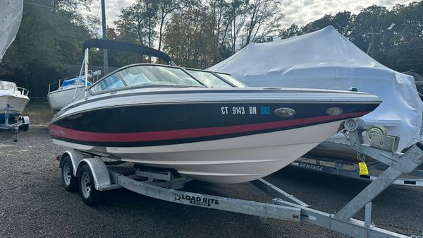 Regal 2100 Bowrider 