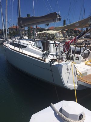 Jeanneau 349 - main image