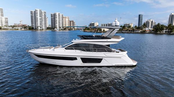 Azimut Fly 53 