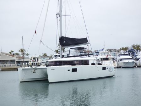 Lagoon 450 F image