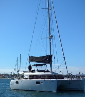 Lagoon 450-F image