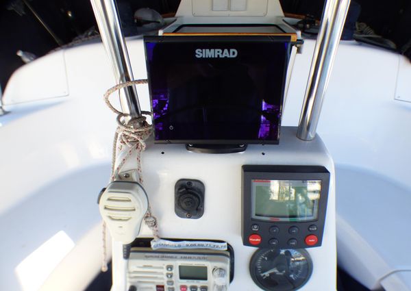 Hunter 34 image