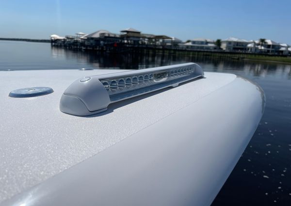 Front Runner 26 Center Console image