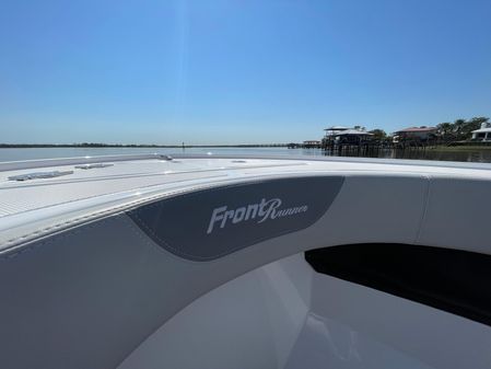 Front Runner 26 Center Console image