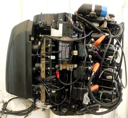 Evinrude 150hp Fully Dressed Powerhead 1998 Direct Injected V6 Looper - main image