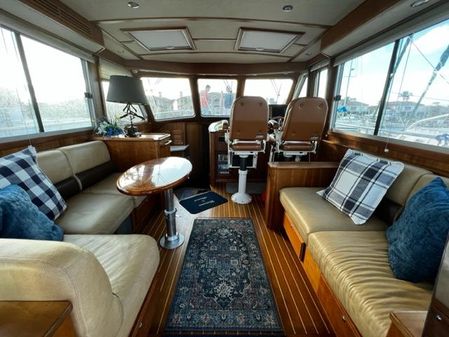Sabre 42 Salon Express image