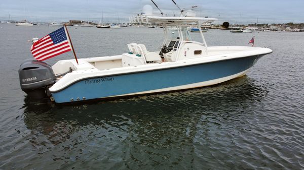 Edgewater 318 Center Console image