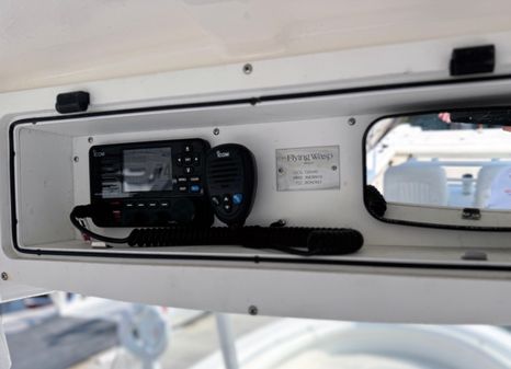 Edgewater 318 Center Console image