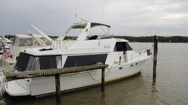 Bayliner 4788 Pilot House Motoryacht